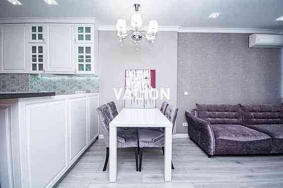 Без % Продаж 3к.квартири вул.Конева 12 ,метро Іподром, ЖК Венеція . Киев