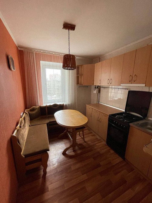 Продам чудову двохкімнатну ( по факту 3 кімнати ) в центрі міста Бровари - зображення 1