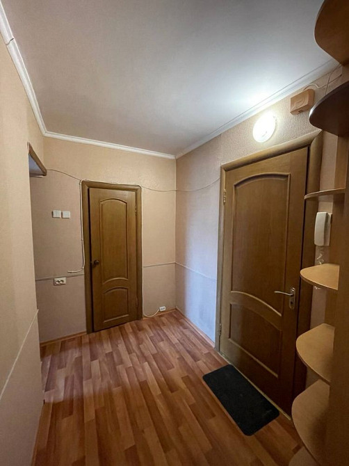 Продам чудову двохкімнатну ( по факту 3 кімнати ) в центрі міста Бровари - зображення 8