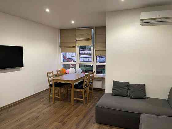 Довготривала оренда 3к квартири на вул. Сирецько-Садова 1/3 Київ