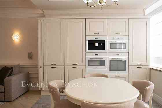 Квартира 160 кв.м. ул. Евгения Коновальца (Щорса), 44а Київ