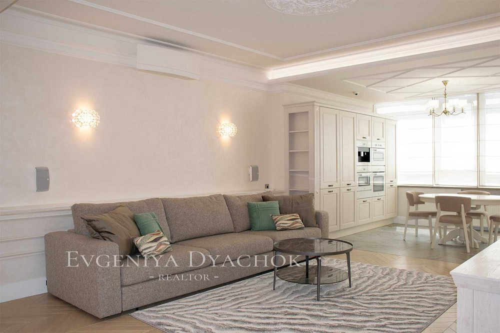 Квартира 160 кв.м. ул. Евгения Коновальца (Щорса), 44а Киев - изображение 1