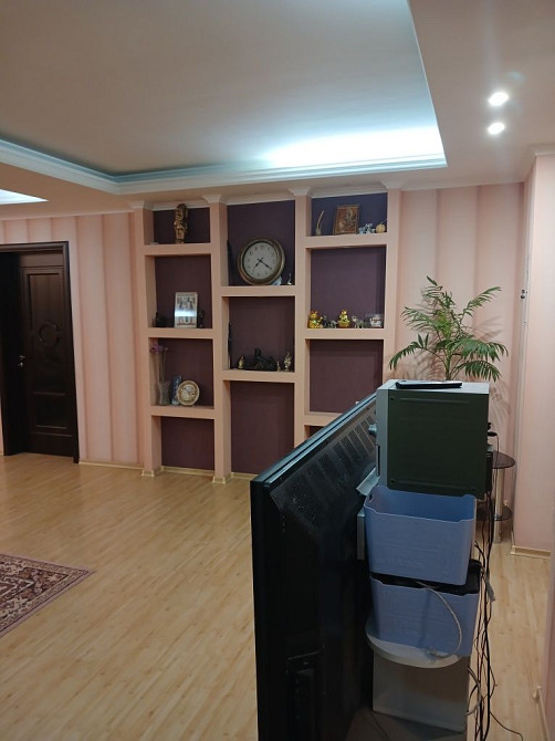 Здається велика 3х кімнатна квартира  Хортицький район Запоріжжя - зображення 6