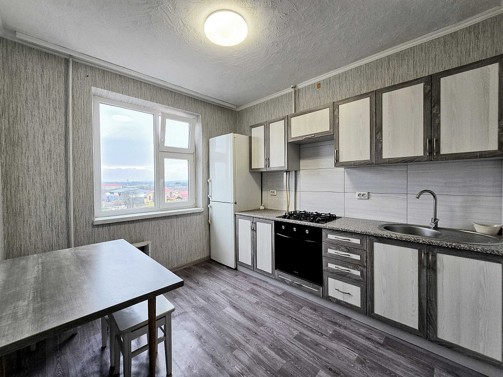 Здається 2-Х кімнатна квартира на вул.РУСЬКА (Гравітон) з ремонтом. Черновцы - изображение 1