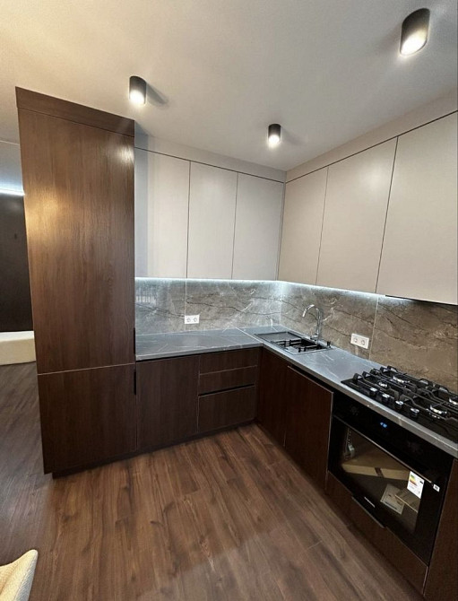 Терміновий продаж 2 к квартира ЖК Фемелі Плаза Ивано-Франковск - изображение 4