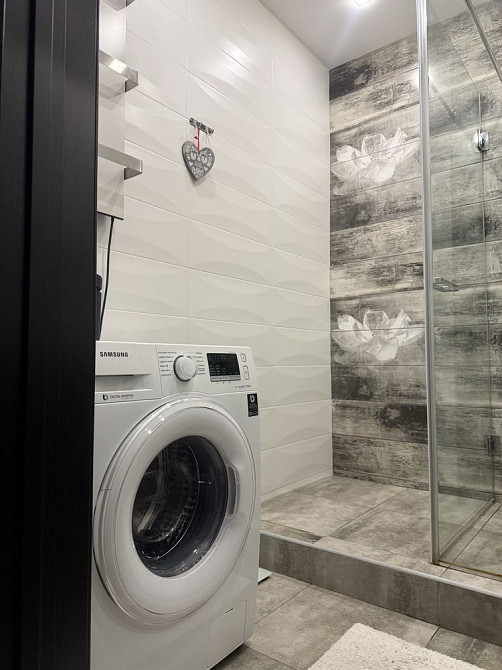 Двокімнатна квартира На Щасливому від власника з видом на парк і озеро Рівне - зображення 8