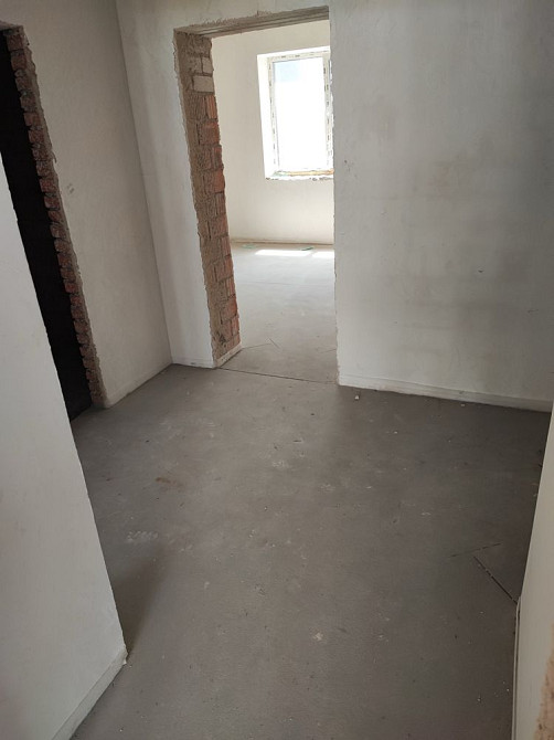 2к квартира в сучасному комплексі Ірпеня чекає Вас на ремонт! Ірпінь - зображення 3