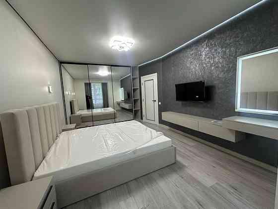 Оренда 2 кімнатна квартира ЖК,, Міленіум ʼʼ,поруч Липки , міське озеро Ивано-Франковск