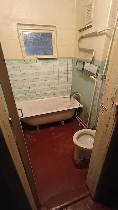 Жилая 2х комнатная Смычка Всё рядом 1/2 эт Kryvyi Rih - photo 4