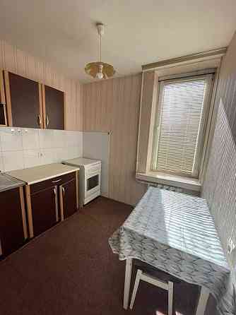 Продаж 1 квартири. М.Лівобережна , ул.Шептицького. Тепла та затишна. Киев