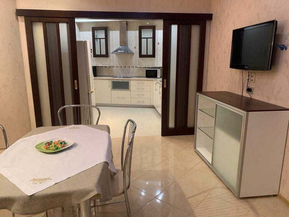 Продается уютная  трехкомнатная квартира в самом сердце Аркадии Одесса - изображение 2