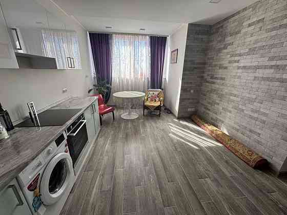 Терміново велика видова однокімнатна за супер ціною! Безготівковий-так Киев