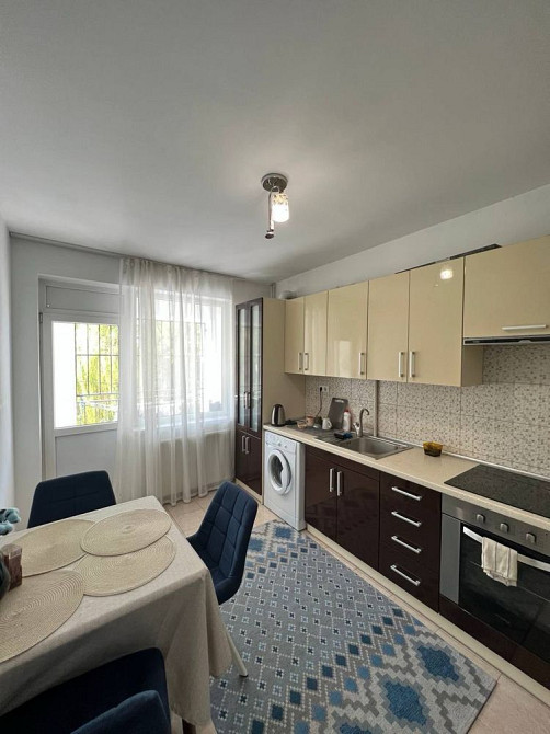 Власник продам 1к квартиру в центрі з ремонтом вул Сахарова 27б Ивано-Франковск - изображение 1