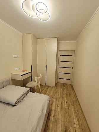 Продам 2 к квартиру на Позняках пр-т Григоренко Осокорки Дврницький р- Киев