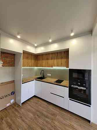 Продам 2 к квартиру на Позняках пр-т Григоренко Осокорки Дврницький р- Киев