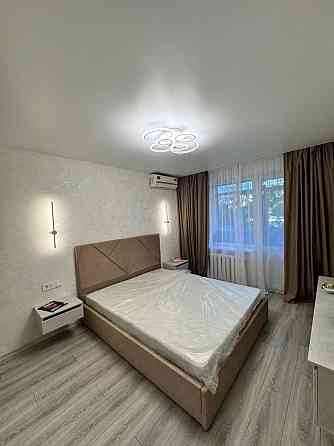 Продам 2 к квартиру на Позняках пр-т Григоренко Осокорки Дврницький р- Киев