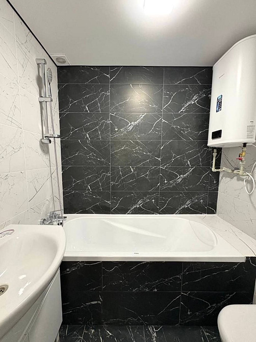 # 1 кім.квартира в клубному будинку Рівне - зображення 6