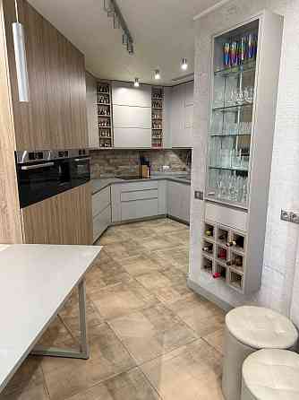 Тютюнника, 53. Терміновий продаж нової 3к квартири Киев