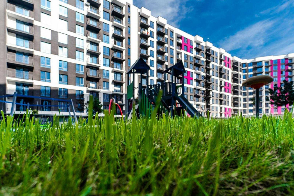 Продам 2 кім в ЖК Фемелі Плаза Ивано-Франковск - изображение 1