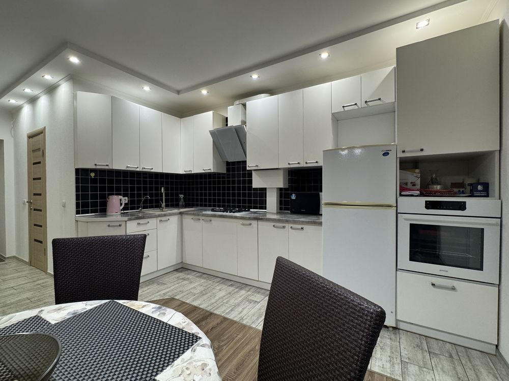 Оренда 3к з терасою Петрівський квартал Софіївська Борщагівка Софіївська Борщагівка - зображення 1