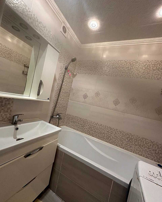 Здається вперше двох кімнатна неподалік набережна. Мукачево - изображение 7