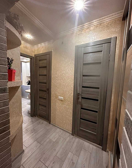 Здається вперше двох кімнатна неподалік набережна. Мукачево - изображение 8