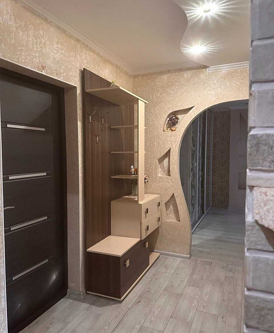 Здається вперше двох кімнатна неподалік набережна. Мукачево - изображение 6