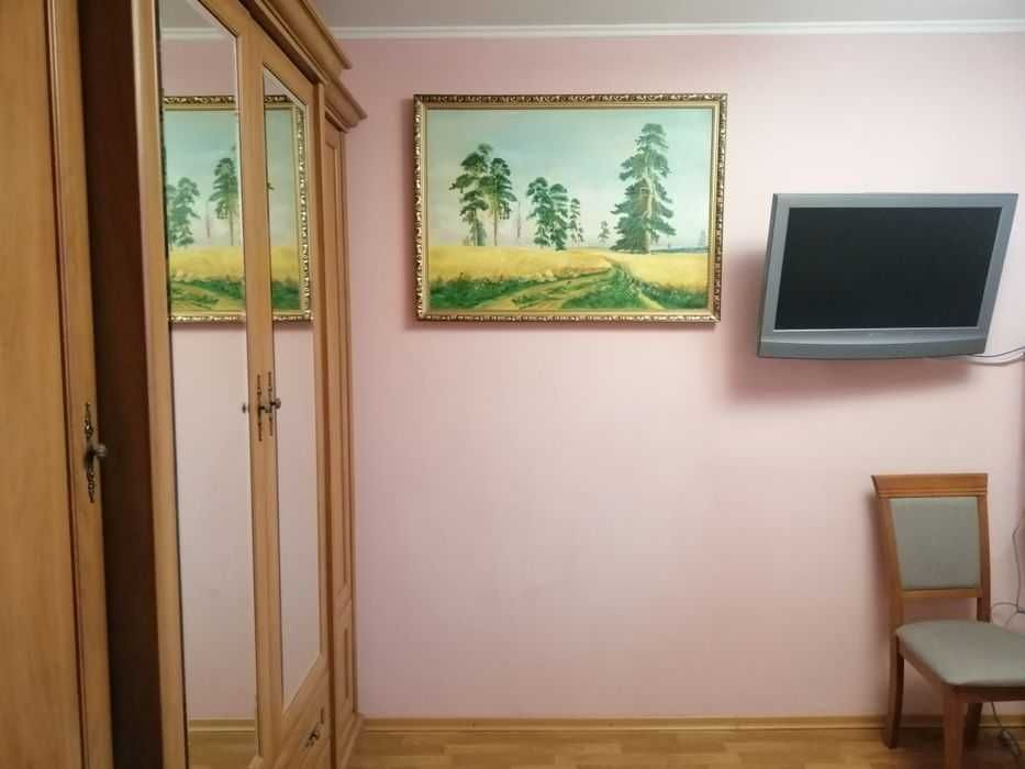 Комфортна  двокімнатна  квартира з всім необхідним для заселення_Центр Черкассы - изображение 1