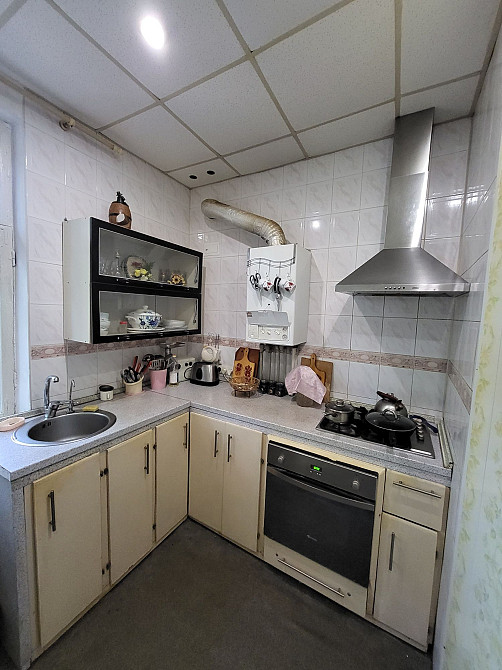 СРОЧНО продам трёхкомнатная квартиру.Сталинка.Аношкина. Кам`янське (Запорізька обл.) - зображення 2