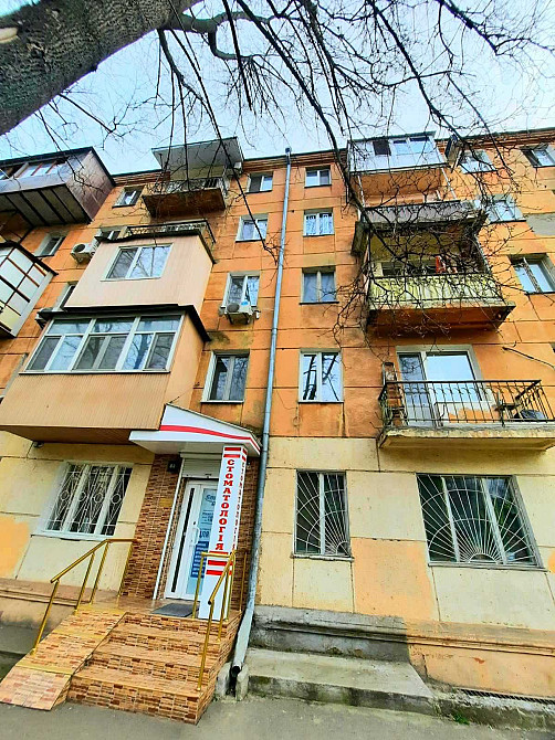 Продам 3-х комнатную квартиру на 4 ст Фонтана. . Рядом парк. Одесса - изображение 1