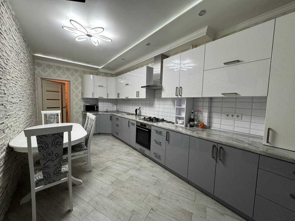 Оренда 2к кв  поблизу центру Ивано-Франковск - изображение 1