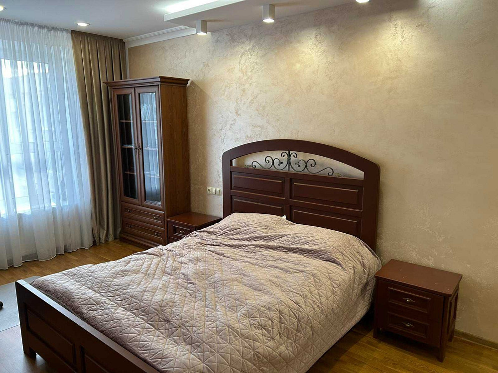 Центр Міста 2 кімнати та кухня студія 80м2 Хмельницкий - изображение 8