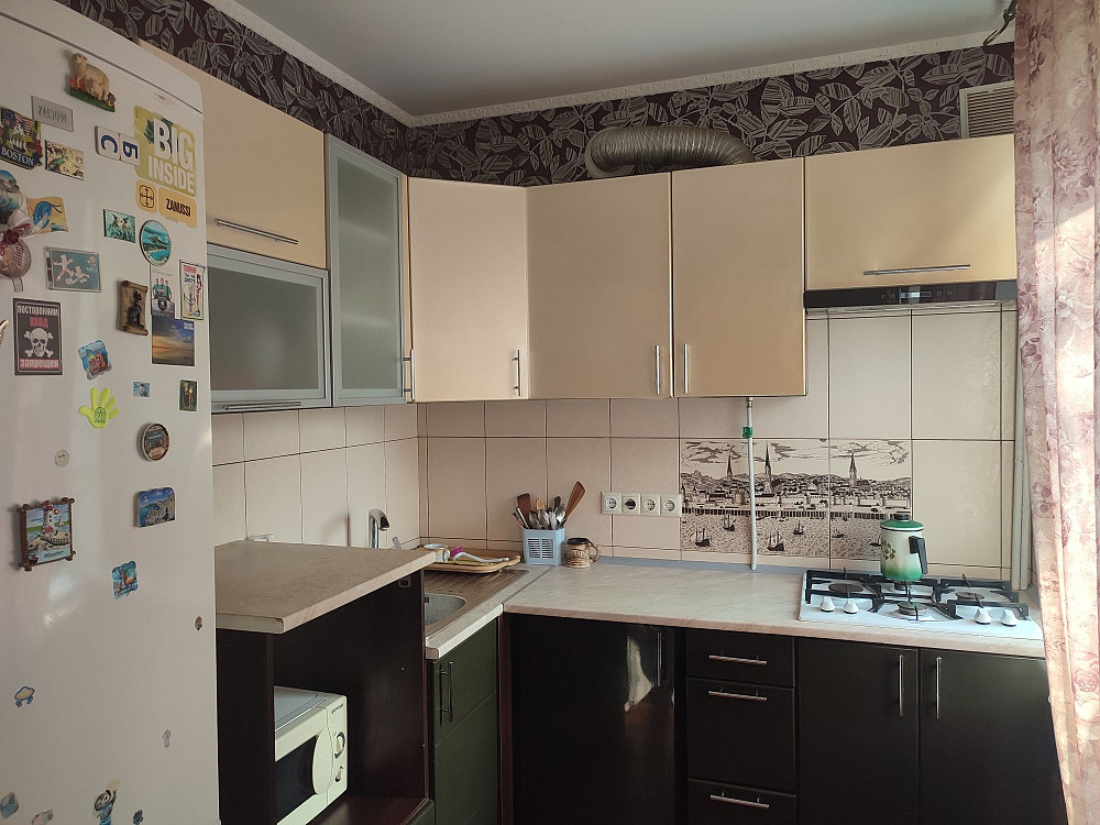 # Здам 4 кім.квартиру на Студентській Ровно - изображение 1