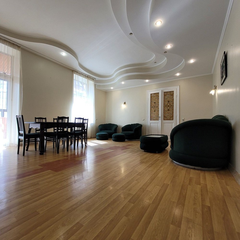 Оренда 3 у кварти БЛИЖНІЙ ЦЕНТР Львів - зображення 1