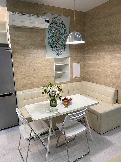 Продам стильную и уютную  квартиру в ЖК "Жемчужине-5" Одесса - изображение 1