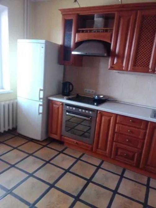 Здам 2 кімнатну квартиру на Троєщині. ТРЦ "РайON". Киев - изображение 1