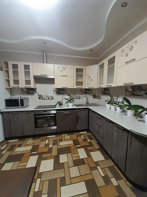 Двохкімнатна/79м2/Вишневе/з РЕМОНТОМ/БАЛКОН/БЕЗ КОМІСІЇ Вишневе - зображення 1