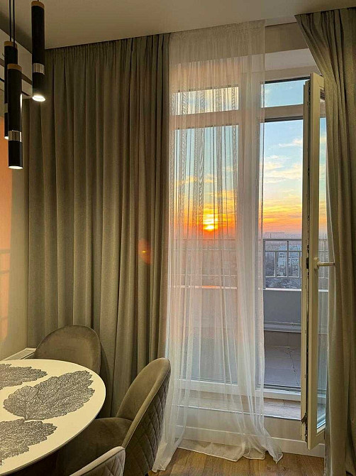 Квартира з новим якісним ремонтом в новому ЖК в Приморському районі. Одесса - изображение 1