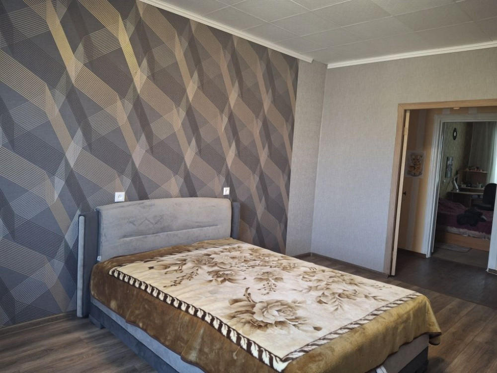 Аренда 4-х комнатной квартиры ул. Зестафонская Сонячне - зображення 1