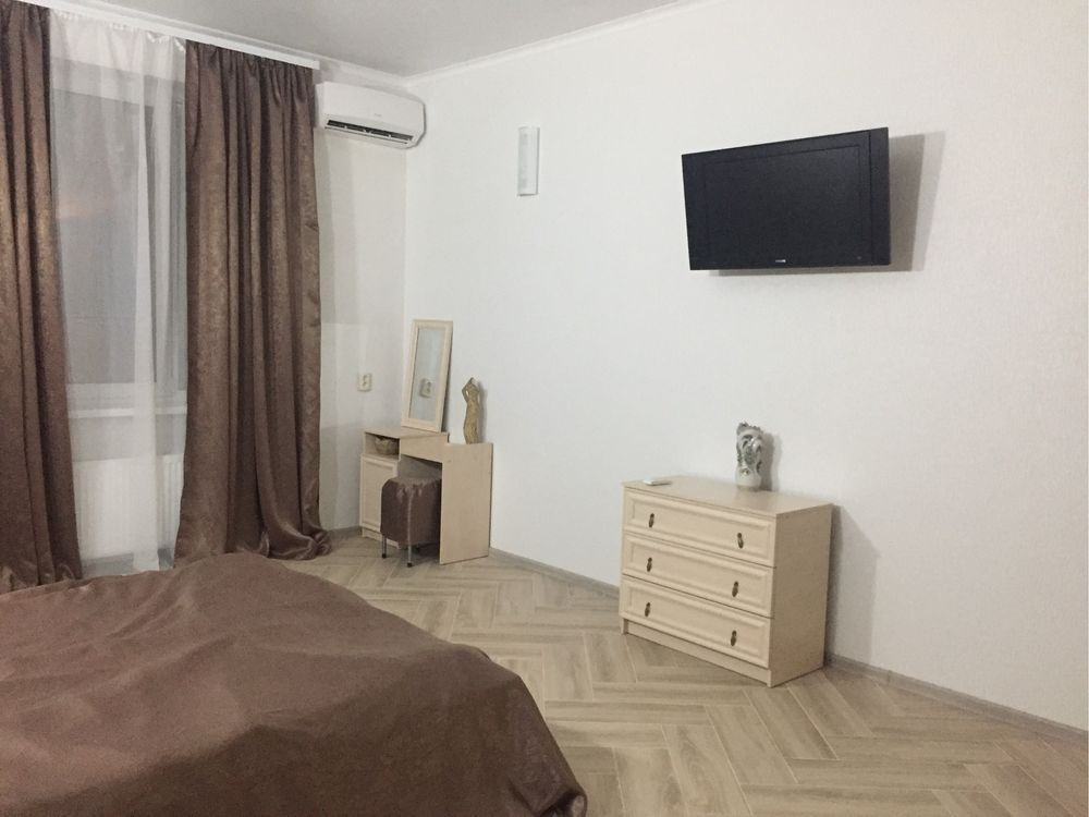 Аренда 1-к кв 59 м2, 2 этаж,м.кпи,жк Старокиевский,генератор,укрытие Київ - зображення 6