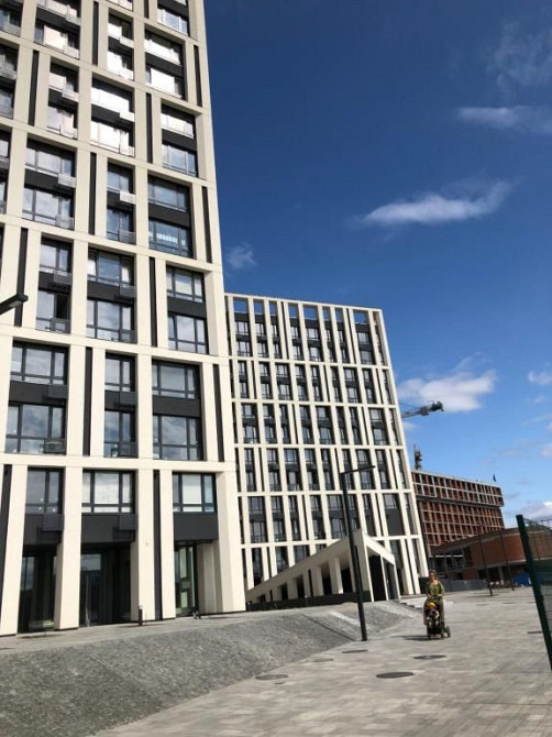 Продам 2 кімн. квартиру в ЖК Славутич, Дніпровська набережна. Киев - изображение 2