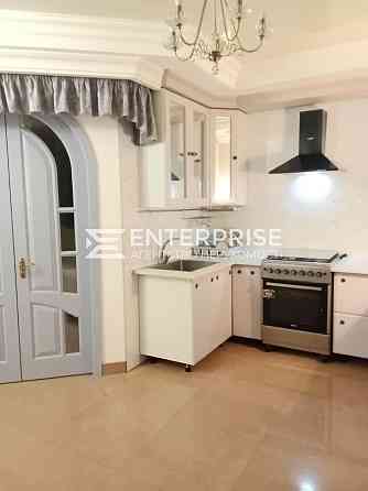 Продам 2 к. квартиру з ремонтом у центрі, Шевченківський р-н Киев