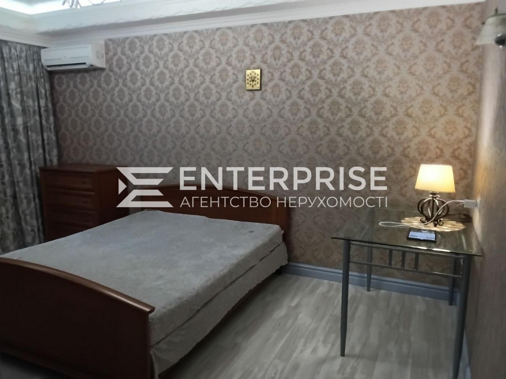 Продам 2 к. квартиру з ремонтом у центрі, Шевченківський р-н Киев - изображение 8