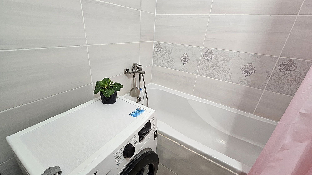 2-ая квартира С Евро ремонтом! Балкон 6метров!.Осипенковский. Осбб. Запорожье - изображение 7