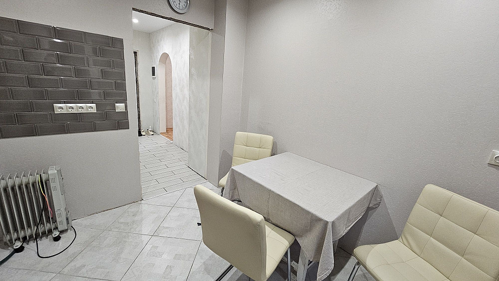 2-ая квартира С Евро ремонтом! Балкон 6метров!.Осипенковский. Осбб. Запорожье - изображение 2