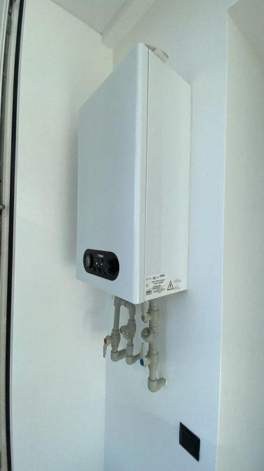 Сучасна 1-кім квартира біля парку з ремонтом готова до заселення Ивано-Франковск - изображение 3