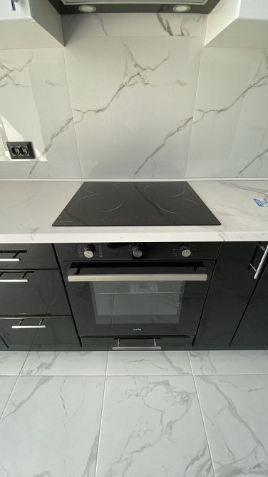 Сучасна 1-кім квартира біля парку з ремонтом готова до заселення Ивано-Франковск - изображение 6