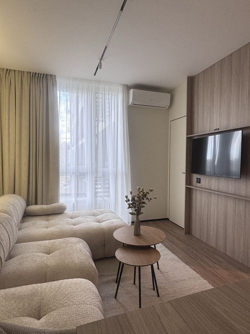 Неймовірна дизайнерська 1-к квартира з ремонтом 43м2 Варшавський Плюс Київ - зображення 4