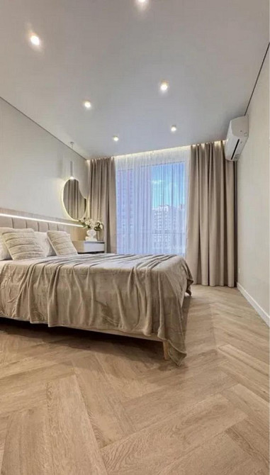 Дизайнерський ремонт!1-к квартира 45м2 ЖК Варшавський Плюс Виноградар Київ - зображення 1