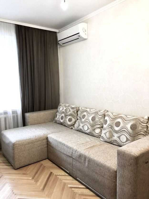 Оренда 2-к квартири на вул. Симона Петлюри Киев - изображение 1